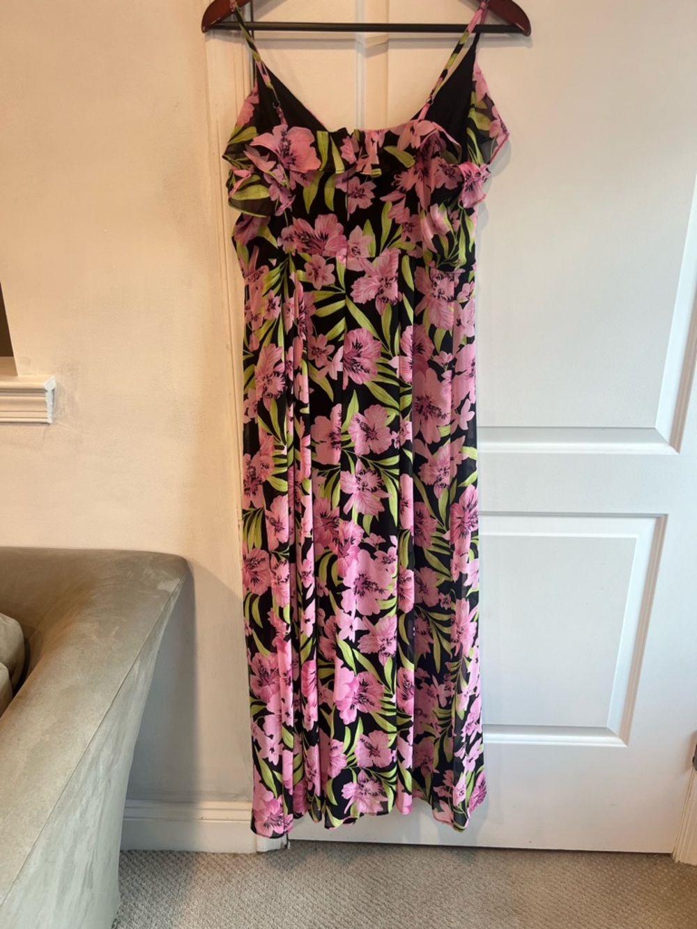 Bar III Maxi Dress with Pink Floral Print szM - Picture 6 of 15